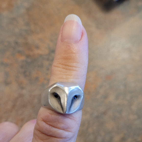 Silver owl ring - Picture 2 of 4